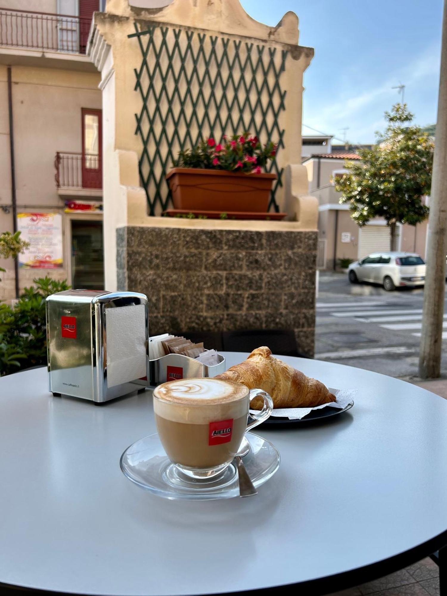 Arcobaleno Tropea Centro Bed & Breakfast Luaran gambar