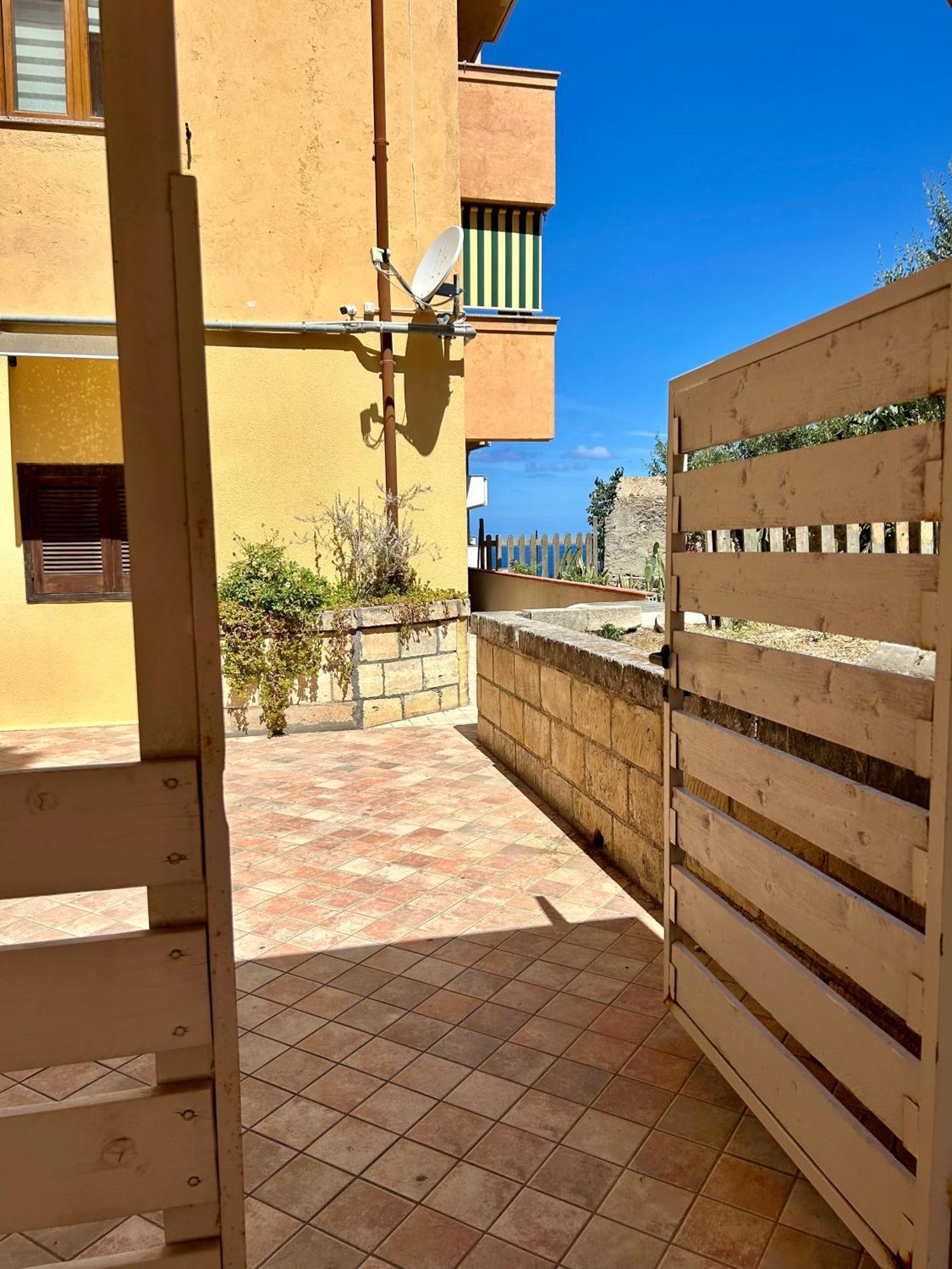 Arcobaleno Tropea Centro Bed & Breakfast Luaran gambar
