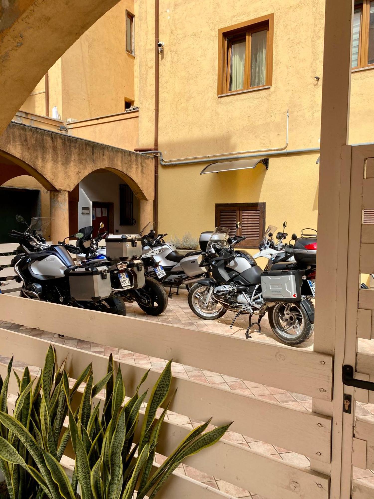 Arcobaleno Tropea Centro Bed & Breakfast Luaran gambar