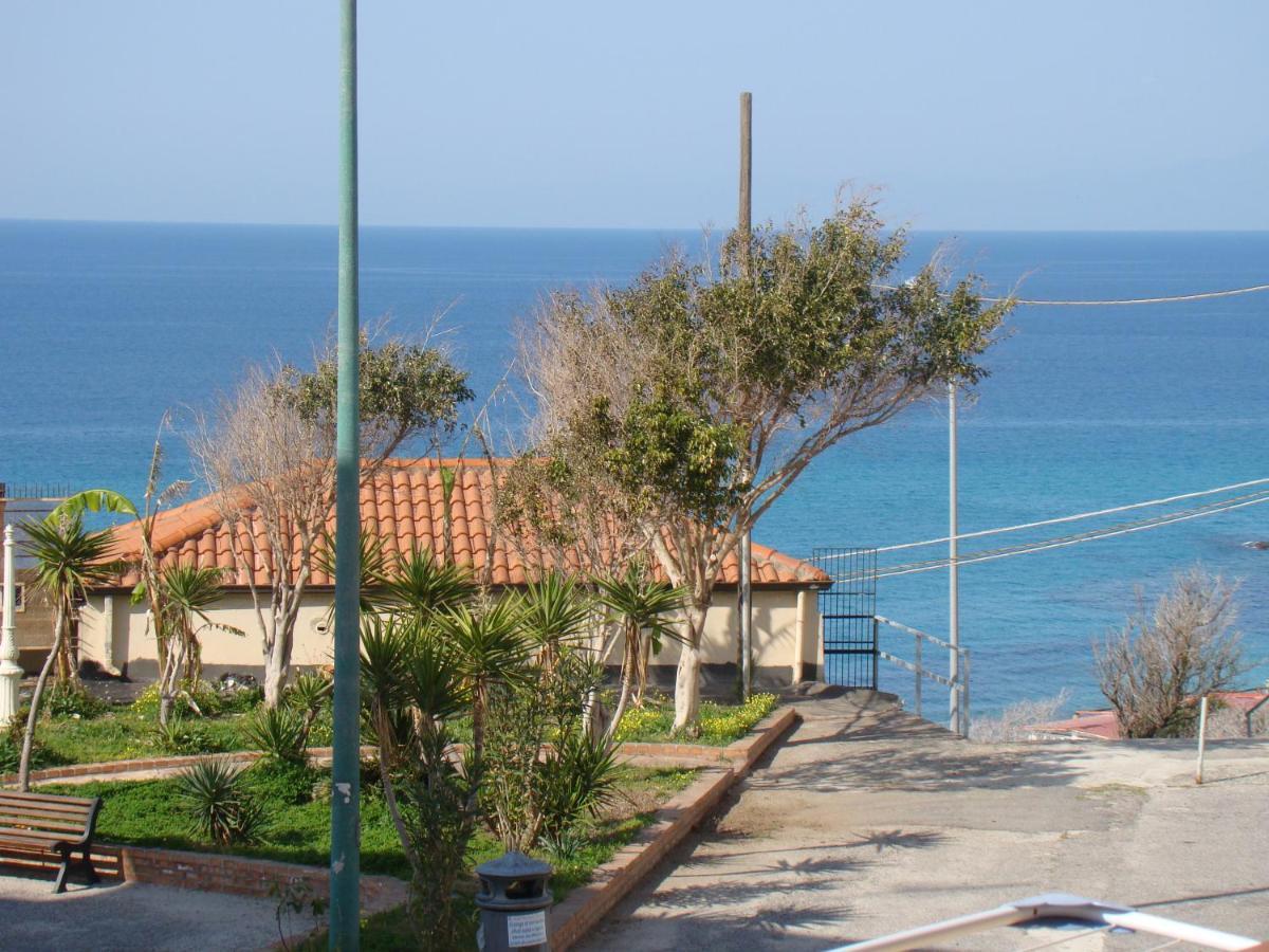 Arcobaleno Tropea Centro Bed & Breakfast Luaran gambar